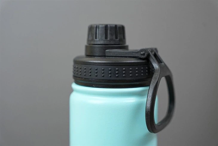 22oz isolert kopp vannflaske lekkasjesikker bærbar utendørs